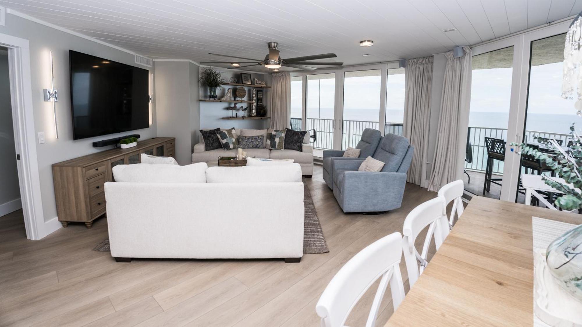 New Rental - 3Br 3Ba Corner Beachfront - 2024 Remodel - 3 Pools, Tiki Hut, Gym, Tennis Panama City Beach Exterior photo