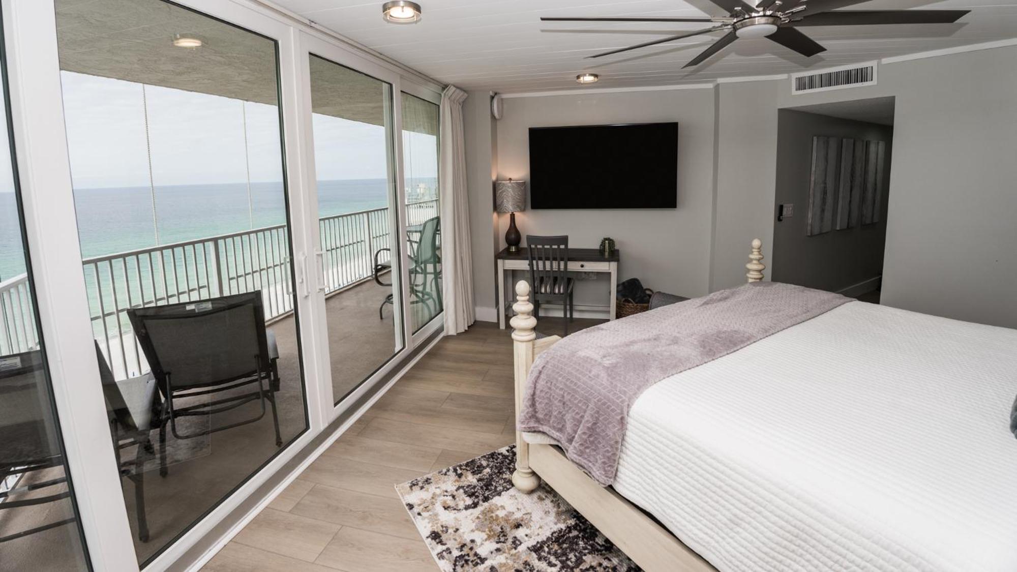 New Rental - 3Br 3Ba Corner Beachfront - 2024 Remodel - 3 Pools, Tiki Hut, Gym, Tennis Panama City Beach Exterior photo