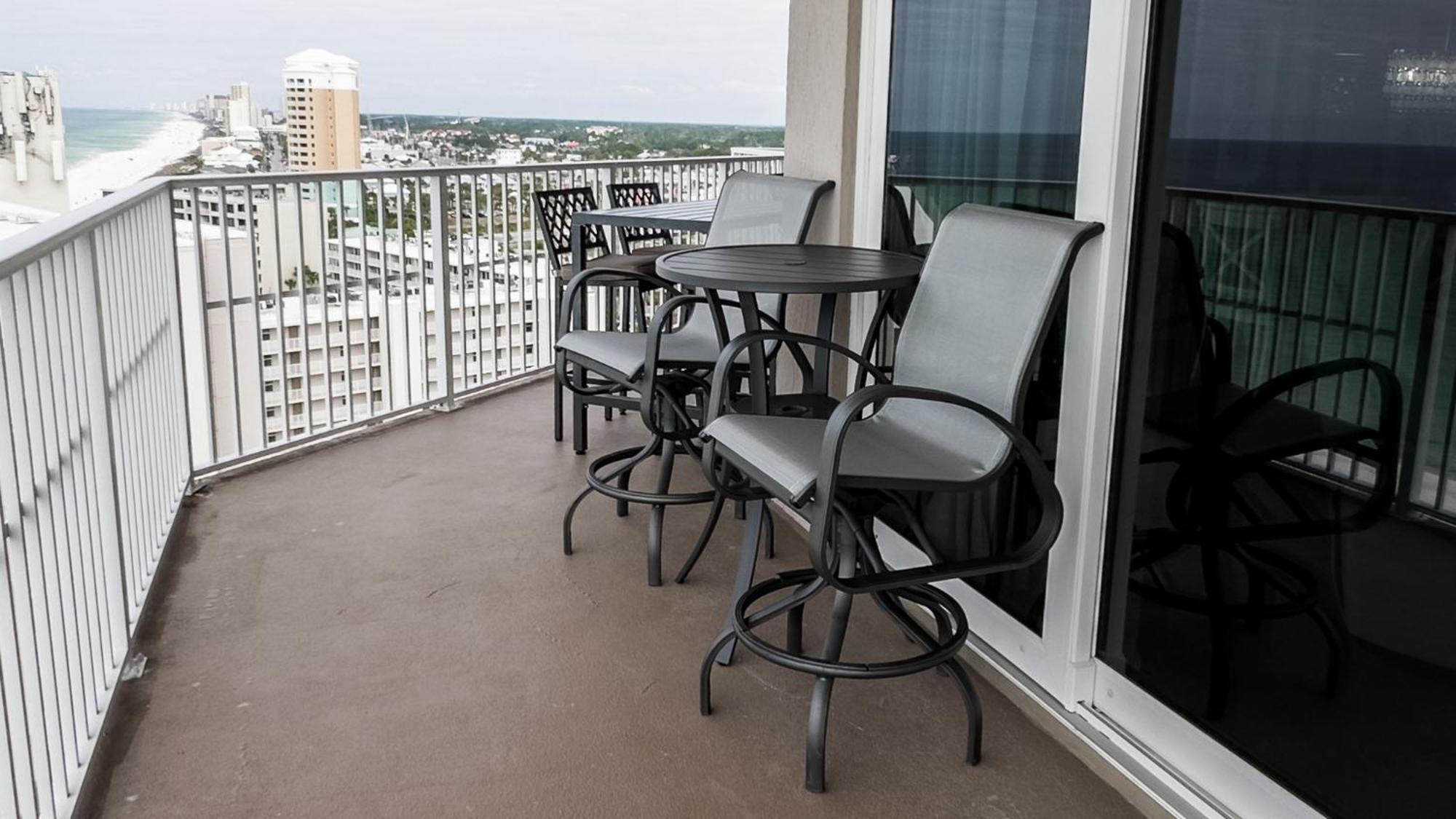 New Rental - 3Br 3Ba Corner Beachfront - 2024 Remodel - 3 Pools, Tiki Hut, Gym, Tennis Panama City Beach Exterior photo