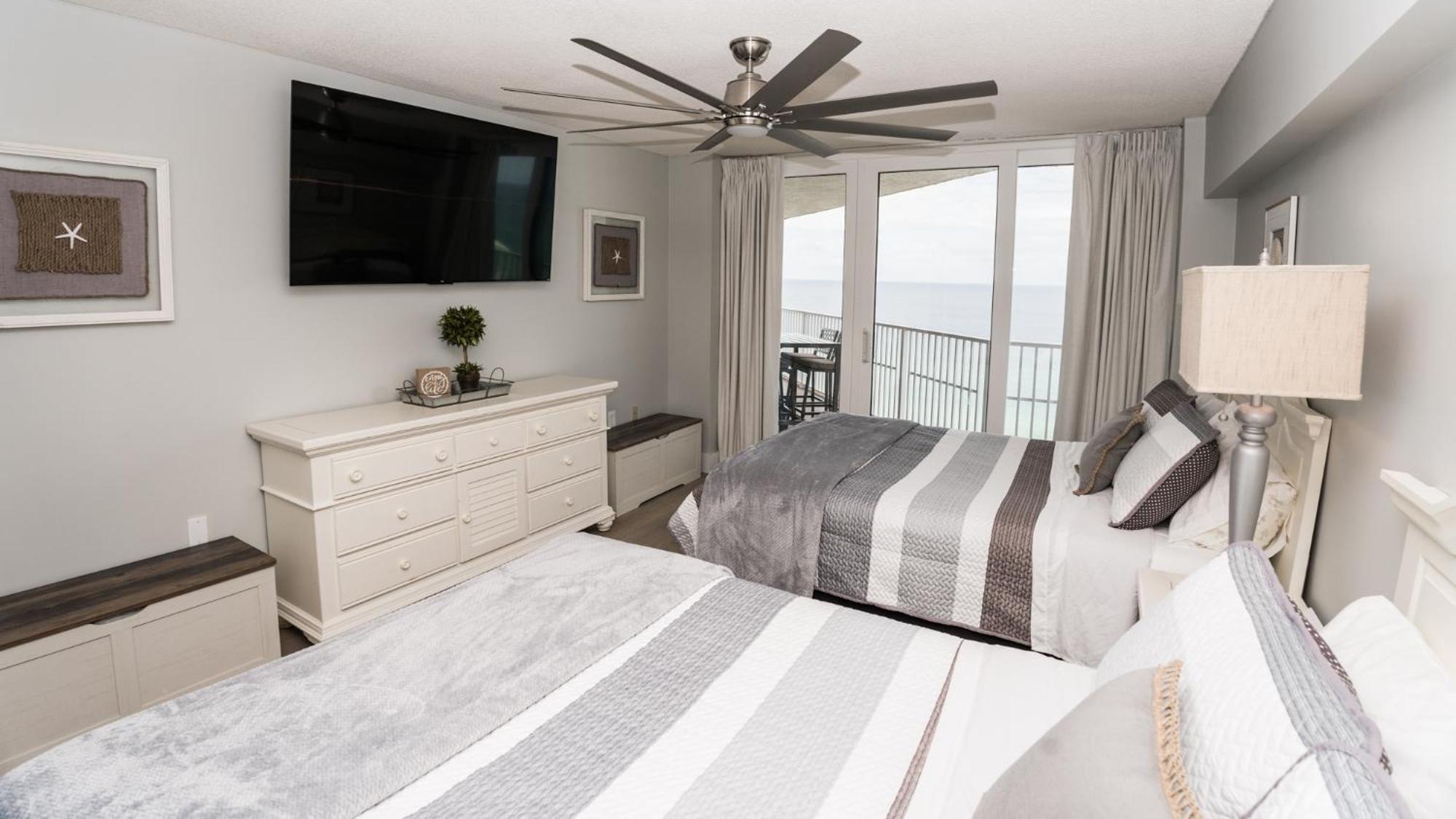 New Rental - 3Br 3Ba Corner Beachfront - 2024 Remodel - 3 Pools, Tiki Hut, Gym, Tennis Panama City Beach Exterior photo